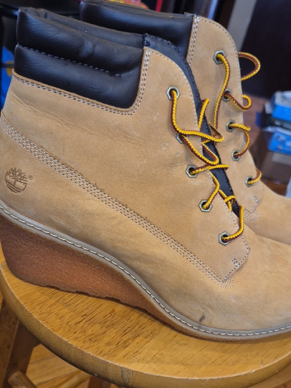 UsedTimberland Wheat Nubuck Wedge Ankle Boots with Black Collar and Yellow Laces